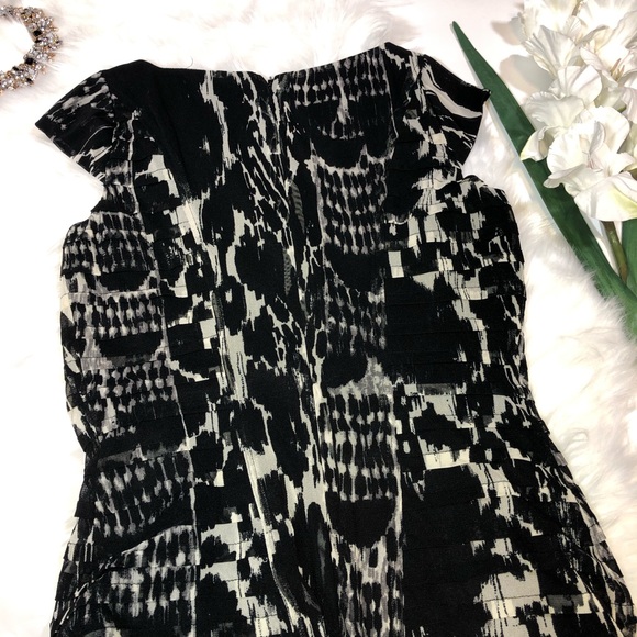 Saks Fifth Ave Black Label Dress - Picture 7 of 7